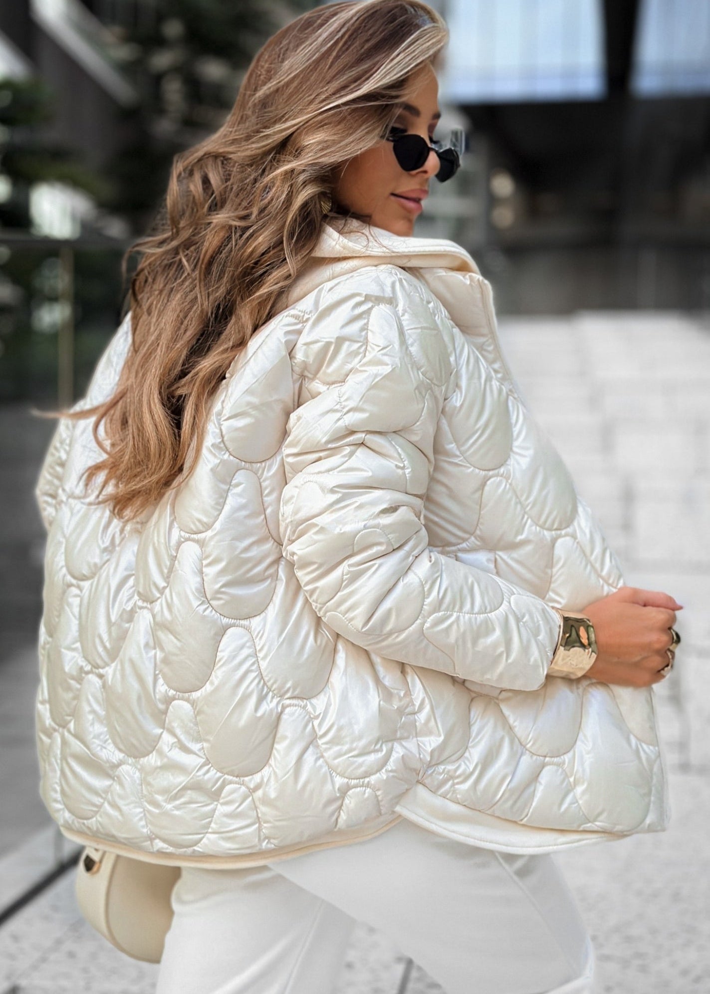 Kadın Oversize Parlak Dokulu Mont 🧥✨