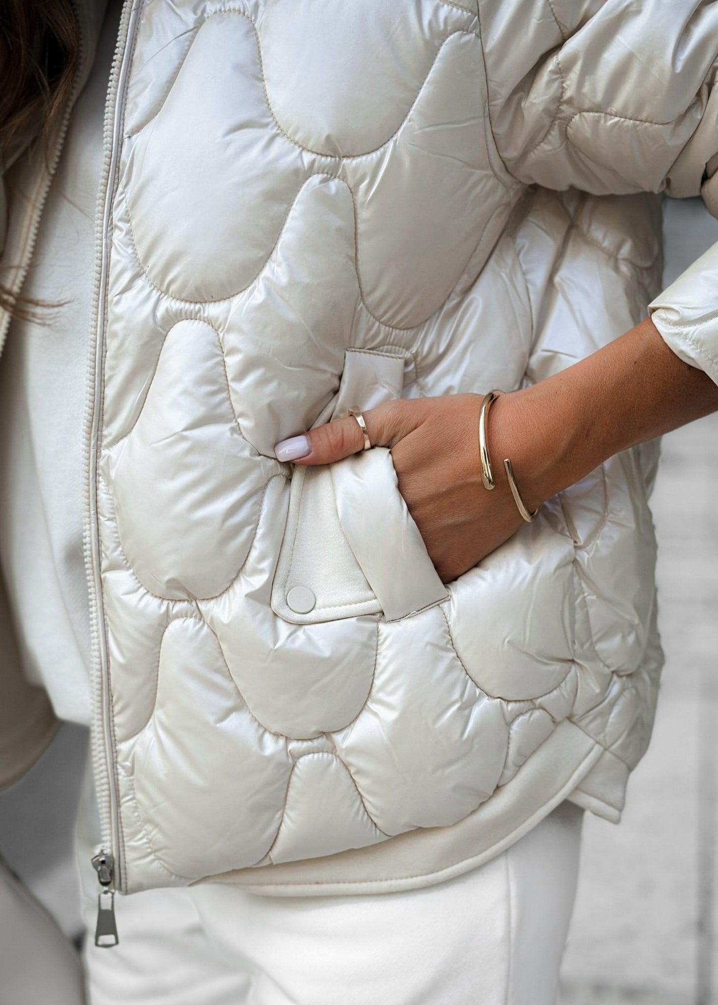 Kadın Oversize Parlak Dokulu Mont 🧥✨